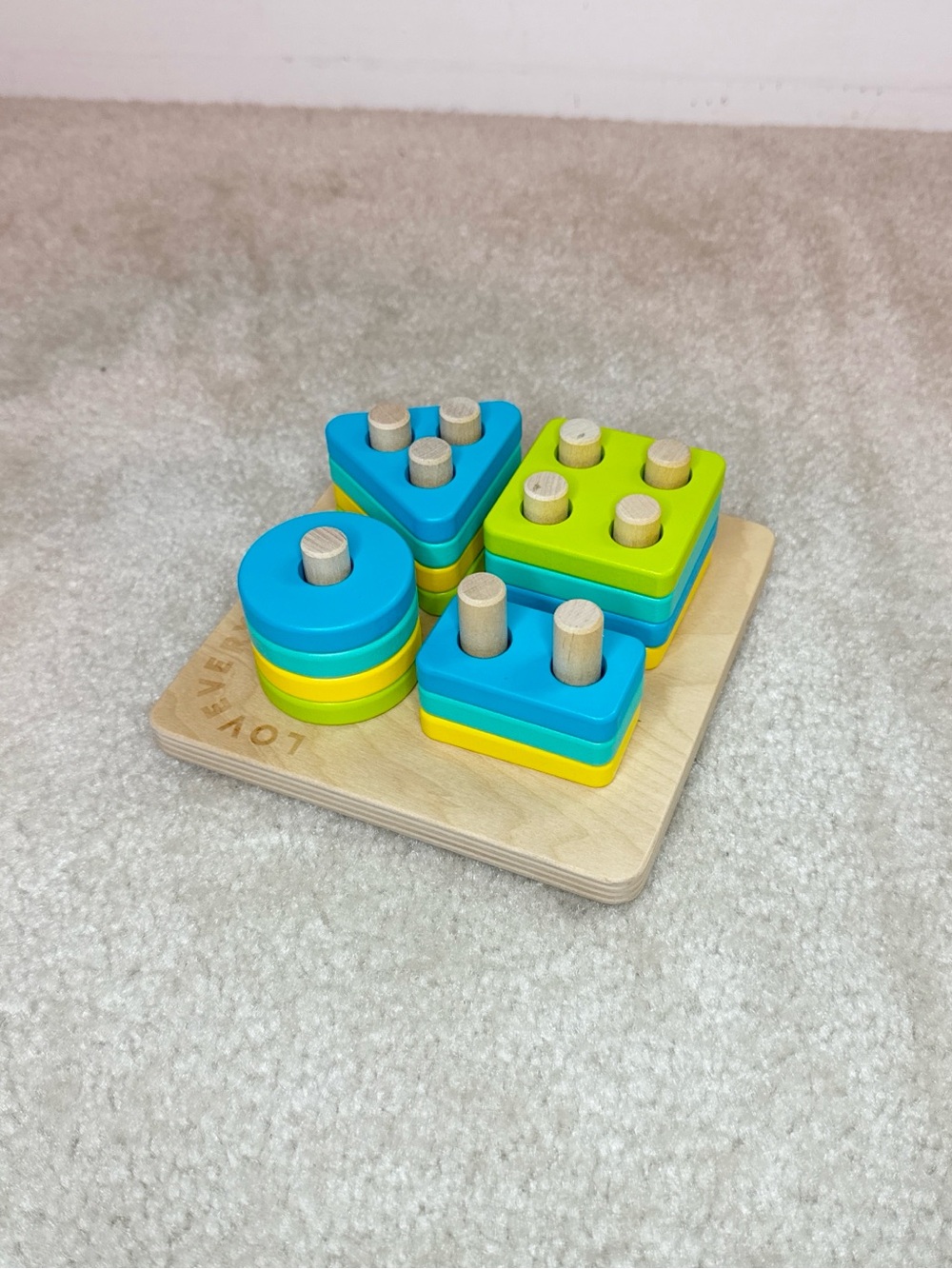 LovEvery Sort & Stack Peg Puzzle